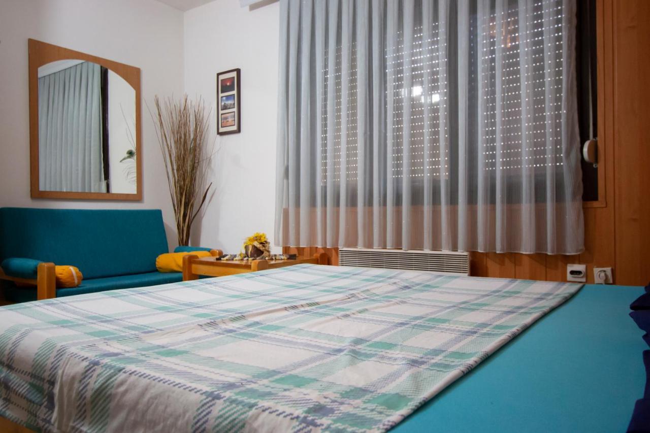 Hi Skopje Hostel Extérieur photo