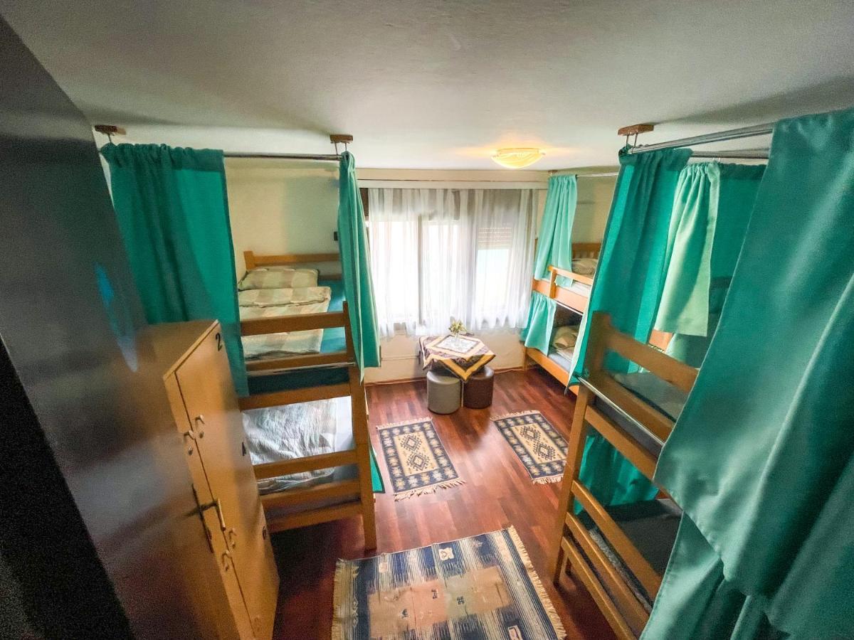 Hi Skopje Hostel Extérieur photo